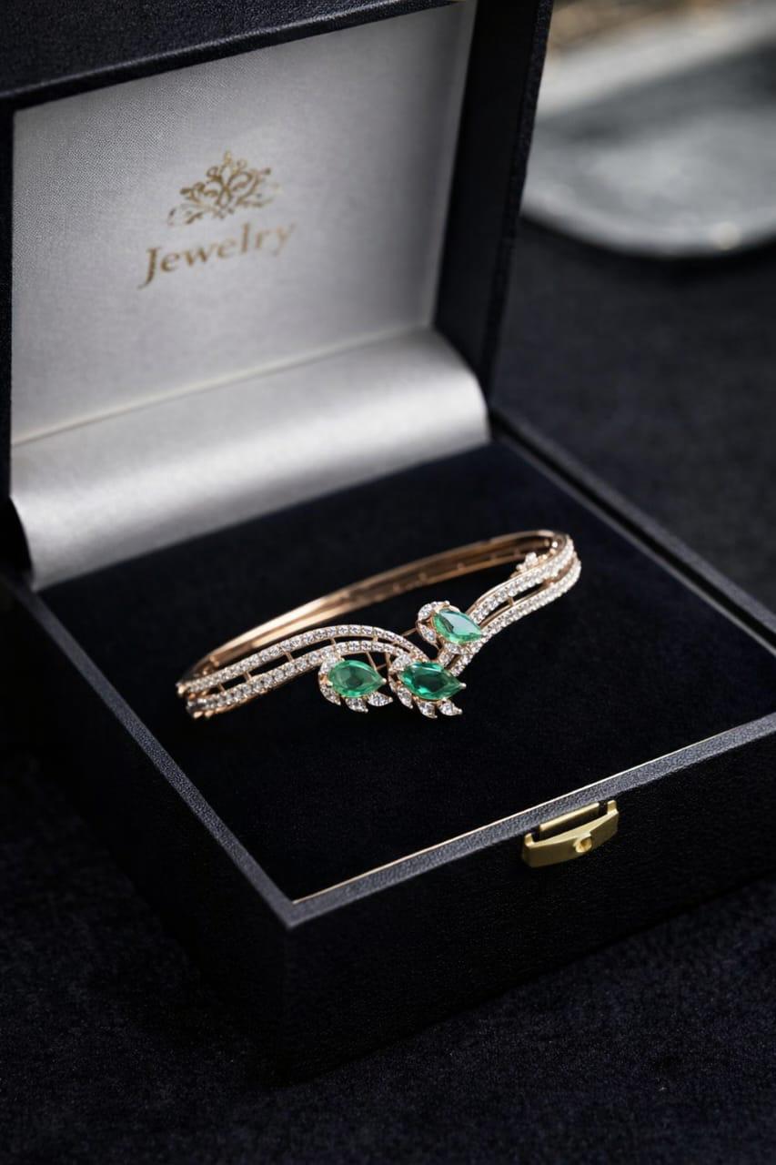 Emerald Lilya Victorian Bracelet